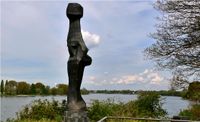 Skulptur auf der Burgmauer