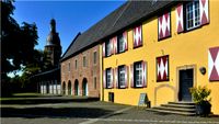 Herrenhaus (Burg Friedestrom) mit Museumsanbauten